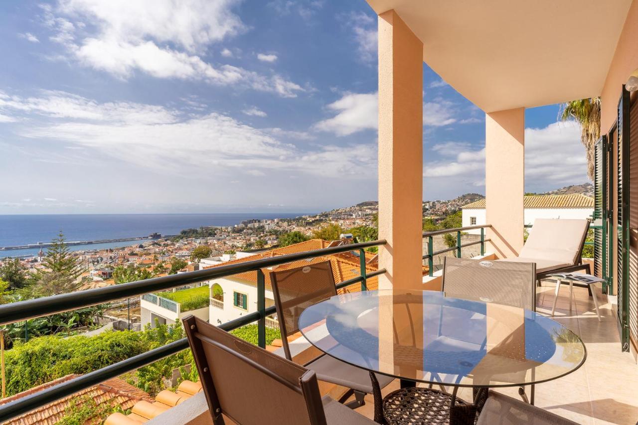 Stylish Apartment With Balcony And Amazing Views Over Funchal And The Sea Экстерьер фото